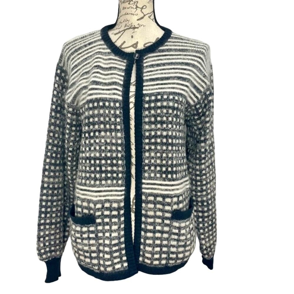 Vintage 80s Fuzzy Knit Open Cardigan Cream & Gray Handmade Size Medium Geometric